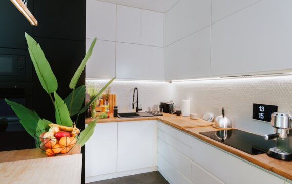 Szafka fermentacyjna w zabudowie kuchennej – inteligentna szuflada do kiszonek, koji i jogurtu