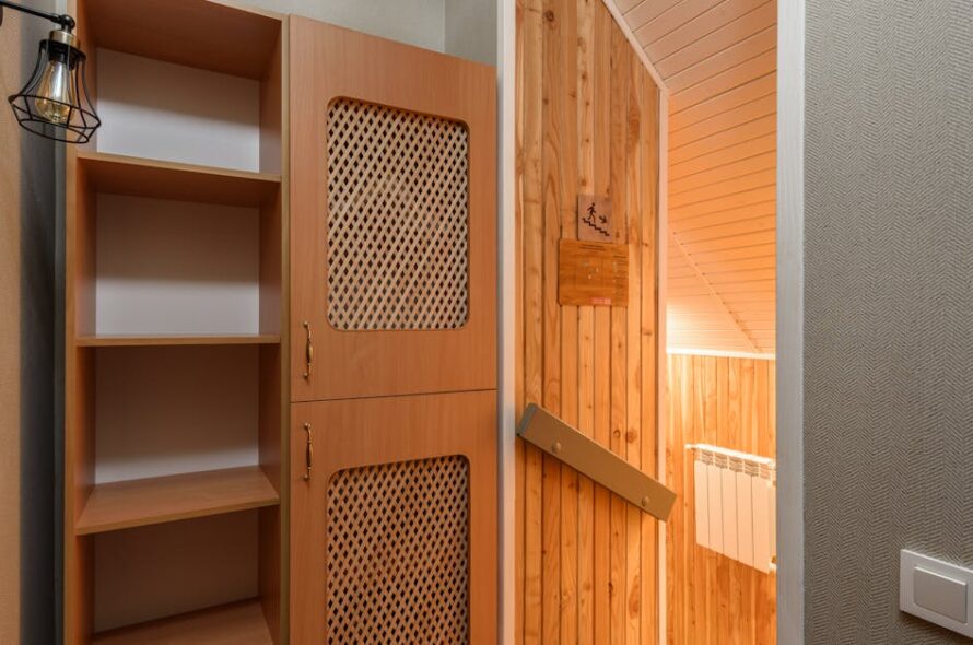 Meble z magazynami ciepła PCM – jak pasywnie chłodzić i dogrzewać mieszkanie bez klimatyzacji